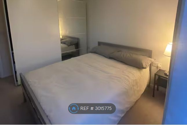 Florian Court, Hastings Road, London photo 5