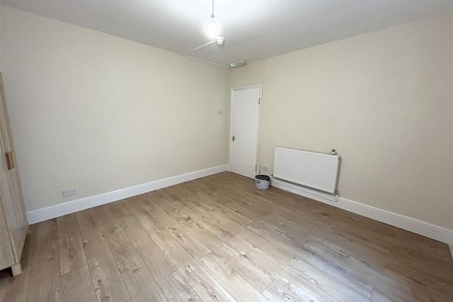 Basement, 72, York Place, Newport photo 3