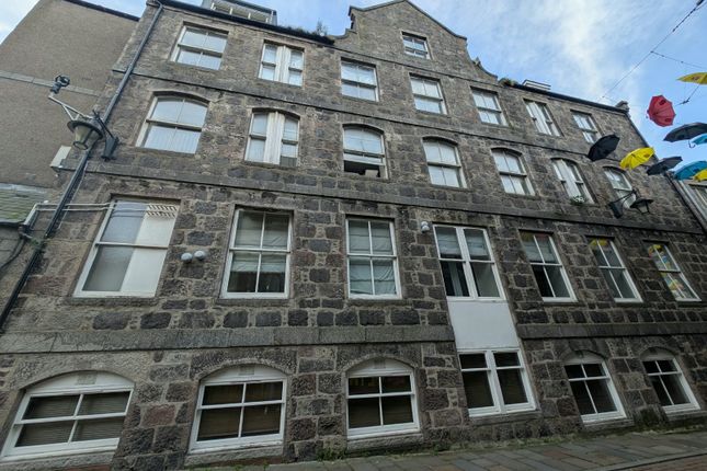 1-bed flat on Flat 6, Trinity House, Trinity Quay, Aberdeen, £40,000