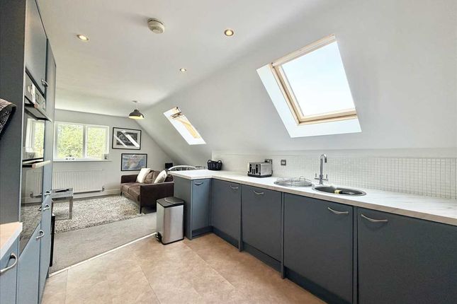 6, Saxby Court, Nottingham photo 4