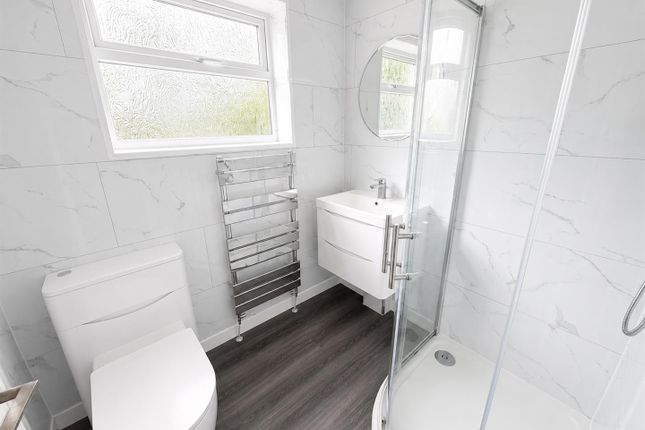 12, Kennthorpe, Middlesbrough photo 5