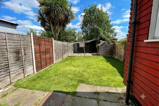 58, Woodbank Road, Bromley photo 2