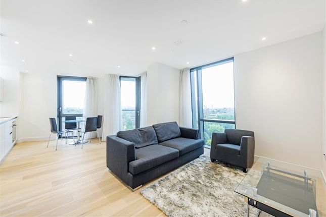 Thumbnail Flat to rent in Parliament House, Black Prince Road, Vauxhall, London