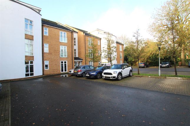 Thumbnail Flat to rent in Green Chare, Darlington
