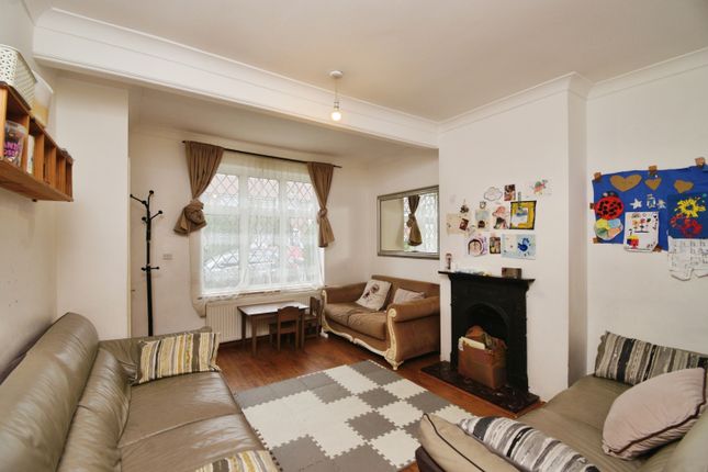 17, Birdbrook Road, London photo 3