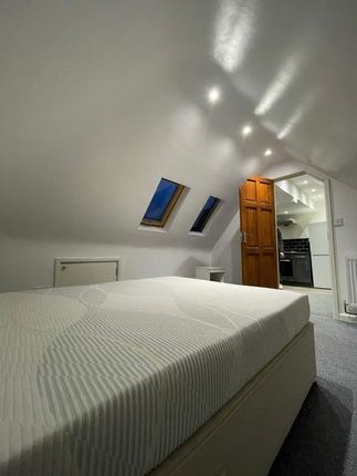 16D, Bury Street, London photo 2