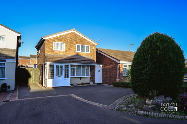 Detached house for sale in Buckingham Road, Tamworth