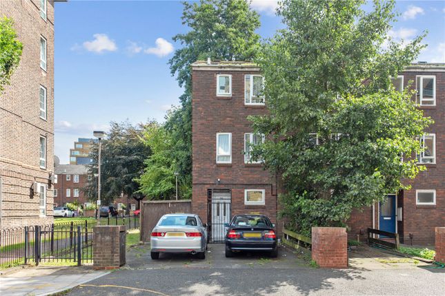 Thumbnail Terraced house for sale in Chicksand Street, London