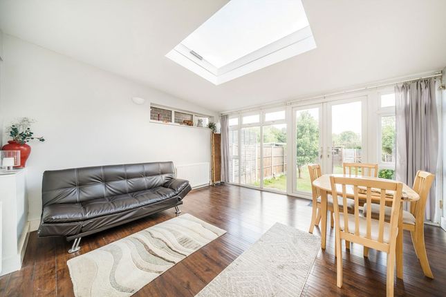 52, Gladstone Road, Surbiton photo 4
