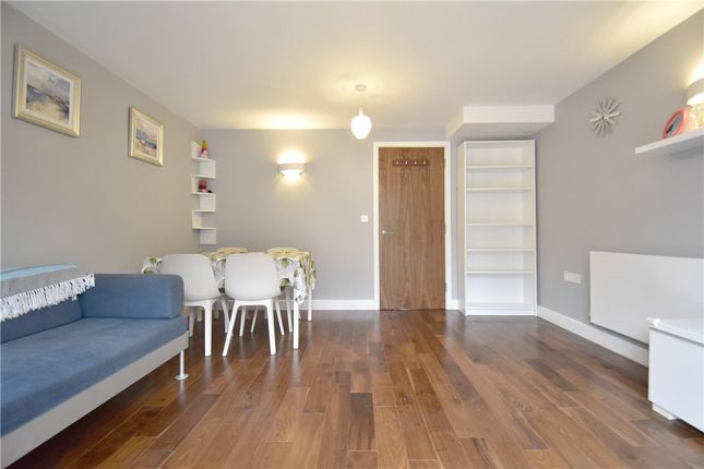 42, Fishers Lane, Cambridge photo 4