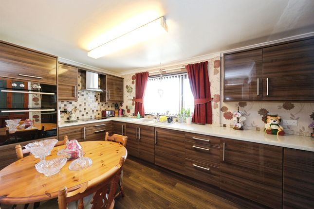36, Park View Road, Rotherham photo 2