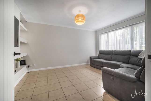 2, Heol Bedwas, Swansea photo 3