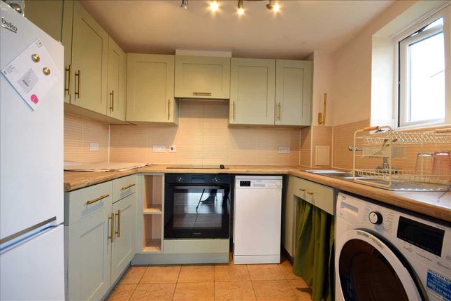 Flat to rent in Hobart Close, Chelmsford