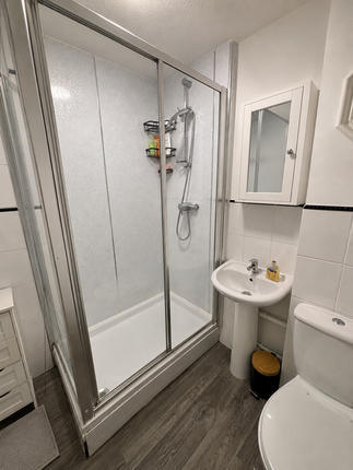 20, Tremaine Close, Penzance photo 4