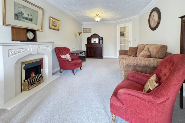 Blenheim Lodge, Chesham Road, Amersham photo 2