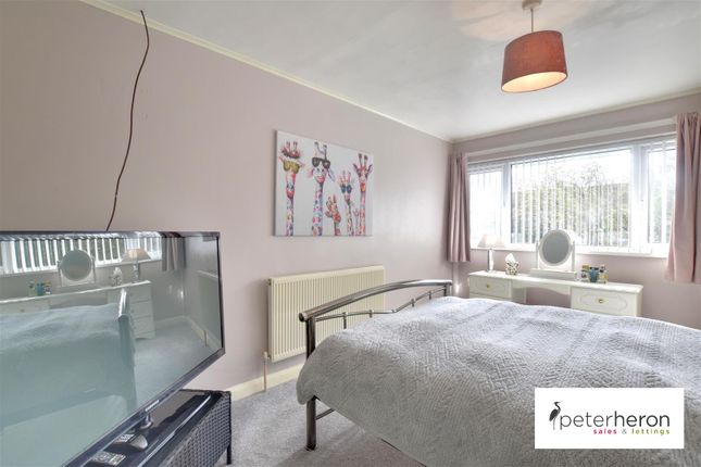 End terrace house for sale in Fairlands East, Fulwell, Sunderland