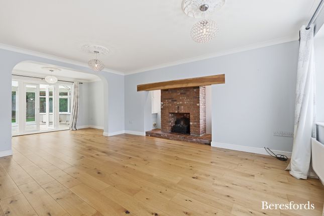 8, Pearmains, Chelmsford photo 3