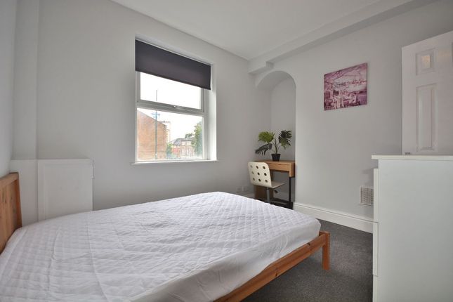 Terraced house to rent in Alfreton Road, Nottingham