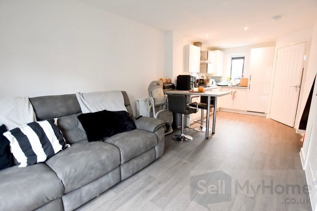 39 Attlee Avenue, Burton-On-Trent photo 4