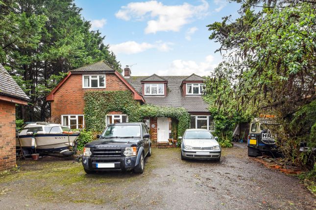 Thumbnail Detached house for sale in New Road, Clanfield, Hampshire