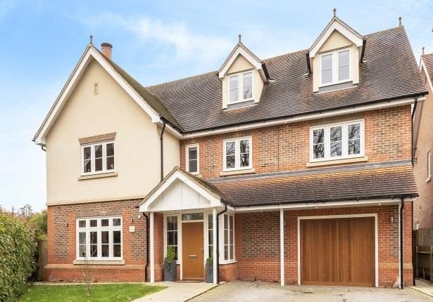 Thumbnail Detached house for sale in Townsend Gate, Berkhamsted