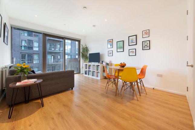 52968 Hi Res (Living Room - A).Jpg