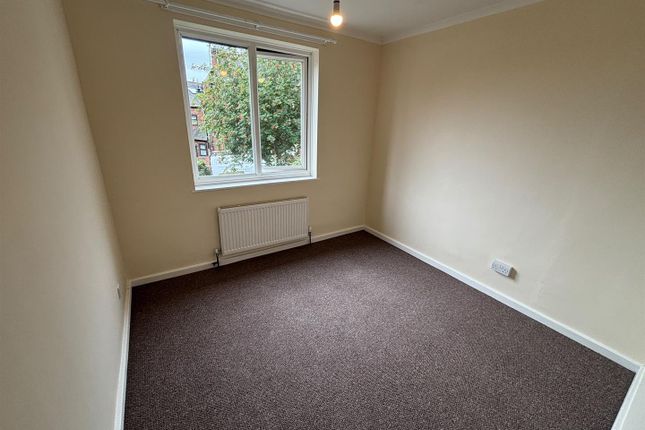180, Broomspring Lane, Sheffield photo 5