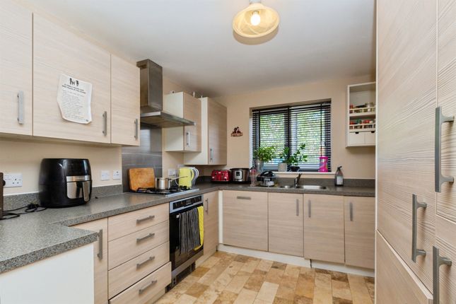 69, Collington Road, Aylesbury photo 4