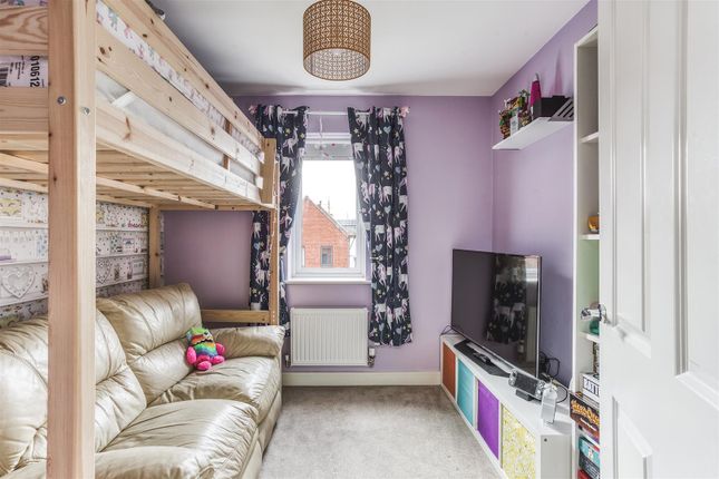 Town house for sale in Somerset Close, Kingsway, Derby