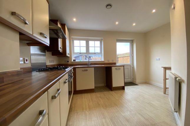 3, Constable Close, East Yorkshire photo 4