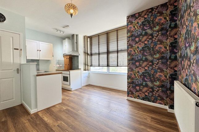 1 Oceanis Edgcumbe Avenue, Newquay photo 2