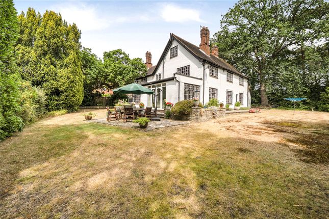 Chobham Ridges, 56, The Maultway, Surrey photo 2