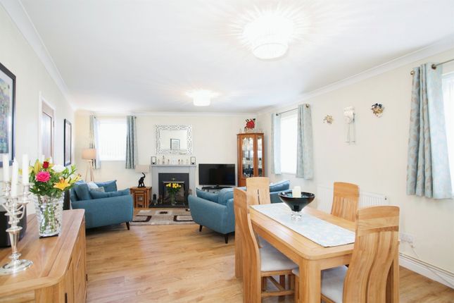 Detached bungalow for sale in Cardiff Road, Hawthorn, Pontypridd