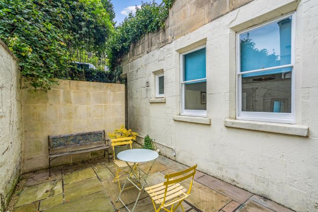 Flat 2, 15, Vineyards, Bath photo 4