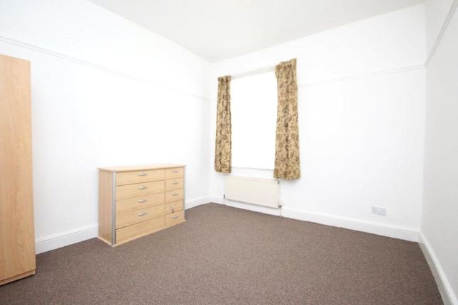 Flat 2, 9, Palamos Road, Leyton photo 4