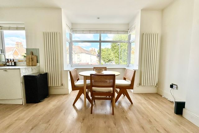 105, Leighton Road, West Ealing photo 2