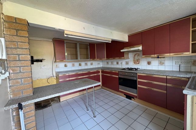 168 High Street, Merthyr Tydfil photo 4