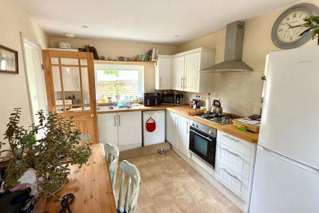 29, Treehouse Milton Road East, Lowestoft photo 3