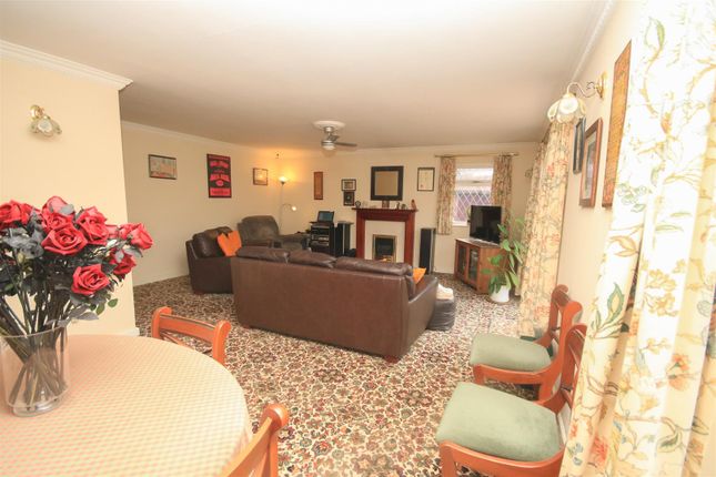 Detached bungalow for sale in Manor Close, Barnby Dun, Doncaster