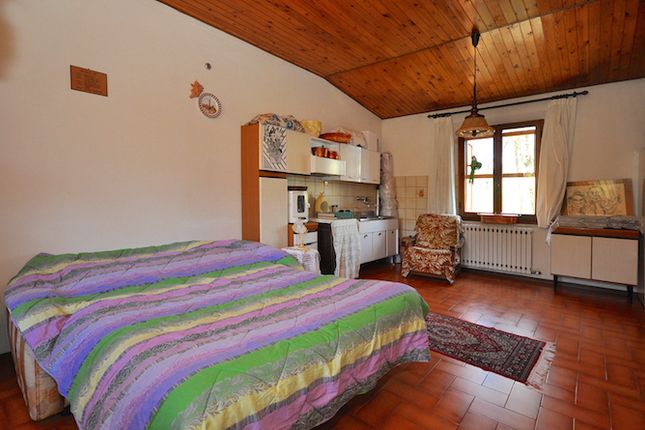 Country house for sale in Chiusi, Chiusi, Toscana