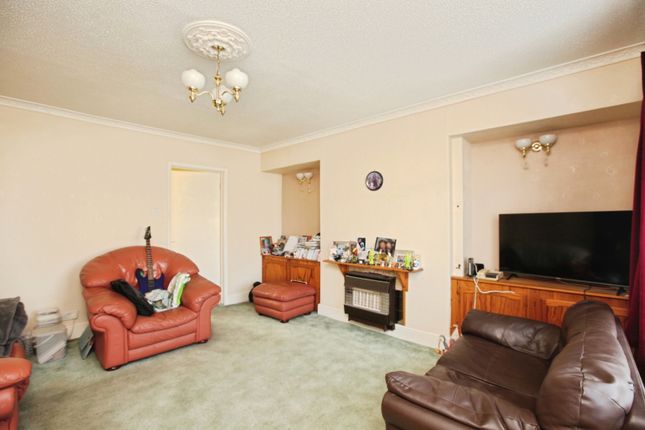 51, Salisbury Avenue, Torquay photo 2