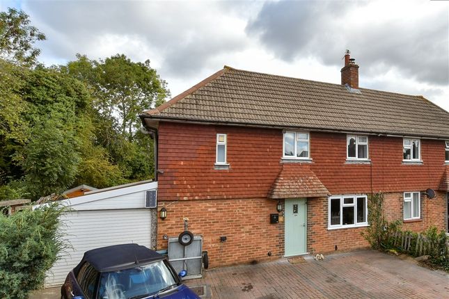 2-bed semi-detached on Shamrock Close, Fetcham, £313,500