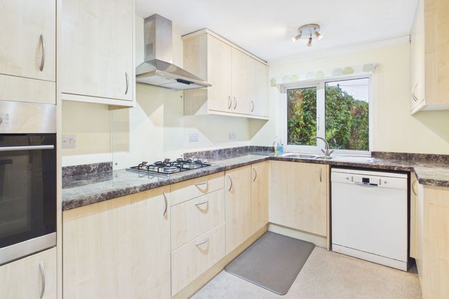 4 Meadowside Close, Kendal photo 3