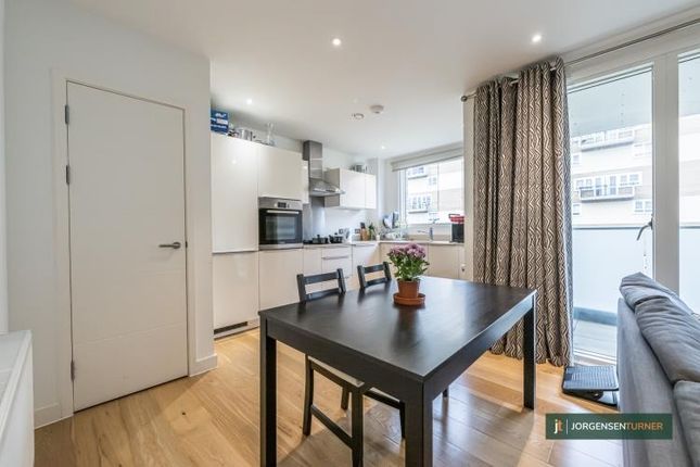 67, Cambridge Avenue, London photo 4