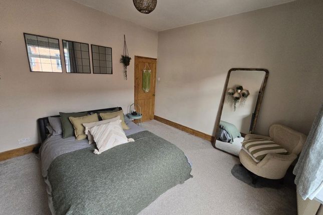 33, Leopold Road, Leicester photo 5