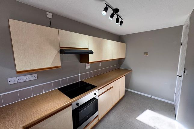 20, Elliott Drive, Gateshead photo 2