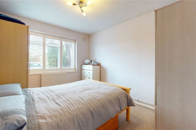 Flat for sale in Western Road, Lancing, West Sussex