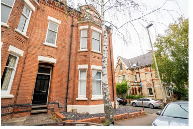 Thumbnail Flat to rent in Flat 2, 19 Sandown Road, Leicester