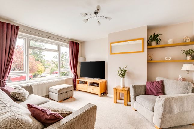 38, Grange Rise, Codicote photo 4
