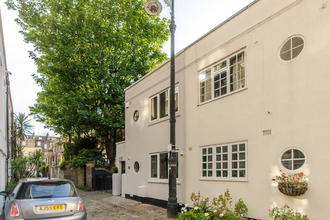 Mews house for sale in Hugh Street, Westminster, London
